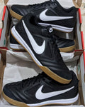 Nike Gato